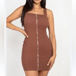 🌻 EUC • Iris • Brown Zipper Dress •